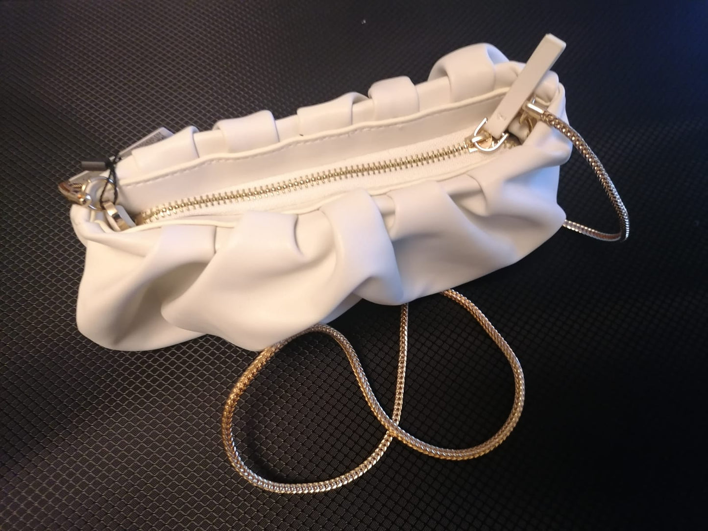 Ladies white handbag/clutch